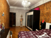 Satılır 3 otaqlı 125 m2 yeni tikili İnşaatçılar m.