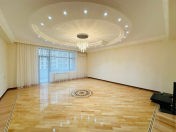 Satılır 4 otaqlı 220 m2 yeni tikili Nəsimi bazarı