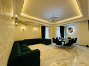 Satılır 4 otaqlı 175 m2 yeni tikili Nəriman Nərimanov parkı