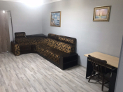 Satılır 3 otaqlı 60 m2 köhnə tikili Gənclik m.