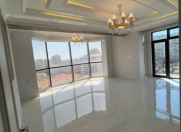 Satılır 3 otaqlı 140 m2 yeni tikili 8 Noyabr m.