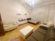 Satılır 3 otaqlı 72 m2 köhnə tikili ABŞ səfirliyi