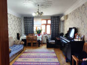 Satılır 3 otaqlı 85 m2 köhnə tikili 6 mkr