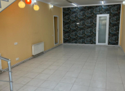 İcarəyə verilir 7 otaqlı 200 m2 obyekt Saray