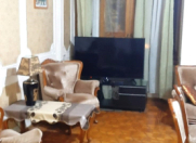 Satılır 4 otaqlı 105 m2 köhnə tikili 8 Noyabr m.