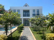 Satılır 6 otaqlı 300 m2 bağ evi Mərdəkan