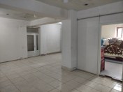 Satılır 5 otaqlı 80 m2 obyekt Koroğlu Parkı