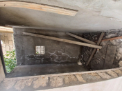 Satılır 4 otaqlı 2.5 m2 həyət evi Binə