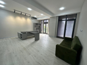 İcarəyə verilir 4 otaqlı 180 m2 ofis Şah İsmayıl Xətai m.