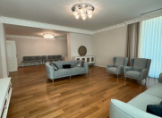 Satılır 4 otaqlı 216 m2 yeni tikili Axundov bağı