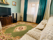 İcarəyə verilir 3 otaqlı 90 m2 köhnə tikili Montin