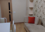 İcarəyə verilir 3 otaqlı 70 m2 köhnə tikili 8 km