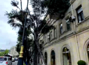 Satılır 4 otaqlı 110 m2 köhnə tikili Sahil m.