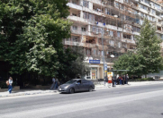 Satılır 3 otaqlı 119.7 m2 köhnə tikili 8 Noyabr m.