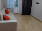 İcarəyə verilir 2 otaqlı 60 m2 köhnə tikili Nizami r.