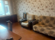 Satılır 3 otaqlı 90 m2 köhnə tikili Qara Qarayev m.