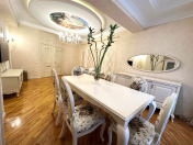 Satılır 4 otaqlı 130 m2 yeni tikili 28 May m.