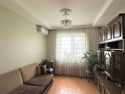 Satılır 3 otaqlı 84 m2 köhnə tikili Badamdar