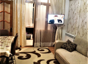 Satılır 3 otaqlı 60 m2 köhnə tikili Gənclik m.