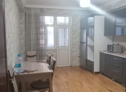 İcarəyə verilir 3 otaqlı 90 m2 yeni tikili İnşaatçılar m.