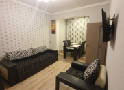 Satılır 2 otaqlı 70 m2 köhnə tikili Memar Əcəmi m.