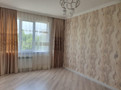 Satılır 3 otaqlı 80 m2 köhnə tikili Memar Əcəmi m.