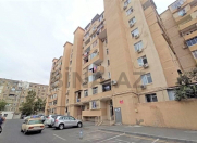 İcarəyə verilir 2 otaqlı 55 m2 köhnə tikili Memar Əcəmi m.