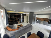 Satılır 3 otaqlı 100 m2 yeni tikili Bakıxanov