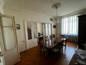 Satılır 3 otaqlı 90.5 m2 köhnə tikili Axundov bağı