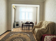 Satılır 2 otaqlı 55 m2 köhnə tikili Memar Əcəmi m.