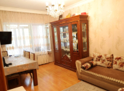 Satılır 3 otaqlı 85 m2 köhnə tikili Memar Əcəmi m.