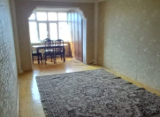 İcarəyə verilir 3 otaqlı 67 m2 köhnə tikili Xalqlar Dostluğu m.