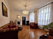 Satılır 3 otaqlı 70 m2 köhnə tikili 28 May m.