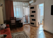 Satılır 2 otaqlı 30 m2 köhnə tikili Gənclik m.