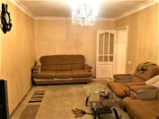 Satılır 2 otaqlı 60 m2 köhnə tikili ABŞ səfirliyi