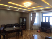 Satılır 4 otaqlı 210 m2 yeni tikili İnşaatçılar m.