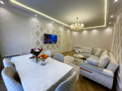 Satılır 4 otaqlı 115 m2 bağ evi Koroğlu m.