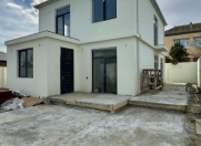 Satılır 5 otaqlı 185 m2 bağ evi Novxanı