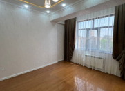 Satılır 3 otaqlı 82 m2 yeni tikili Memar Əcəmi m.