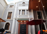 Satılır 5 otaqlı 230 m2 bağ evi Masazır