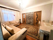 Satılır 4 otaqlı 60 m2 köhnə tikili Xətai r.