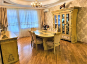 Satılır 3 otaqlı 140 m2 yeni tikili 8 Noyabr m.