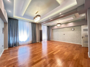 Satılır 3 otaqlı 133 m2 yeni tikili Ağ şəhər