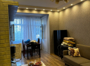 Satılır 2 otaqlı 60 m2 köhnə tikili Gənclik m.