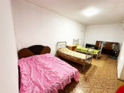 İcarəyə verilir 4 otaqlı 100 m2 köhnə tikili Nizami m.