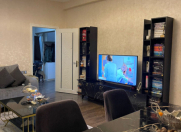 Satılır 3 otaqlı 60 m2 yeni tikili İnşaatçılar m.