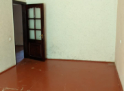 Satılır 4 otaqlı 100 m2 köhnə tikili Qaraçuxur