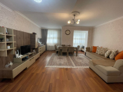 Satılır 2 otaqlı 56 m2 yeni tikili Memar Əcəmi m.