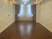 İcarəyə verilir 4 otaqlı 100 m2 köhnə tikili Koroğlu m.