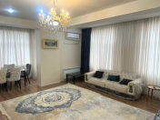 Satılır 3 otaqlı 135 m2 yeni tikili Badamdar